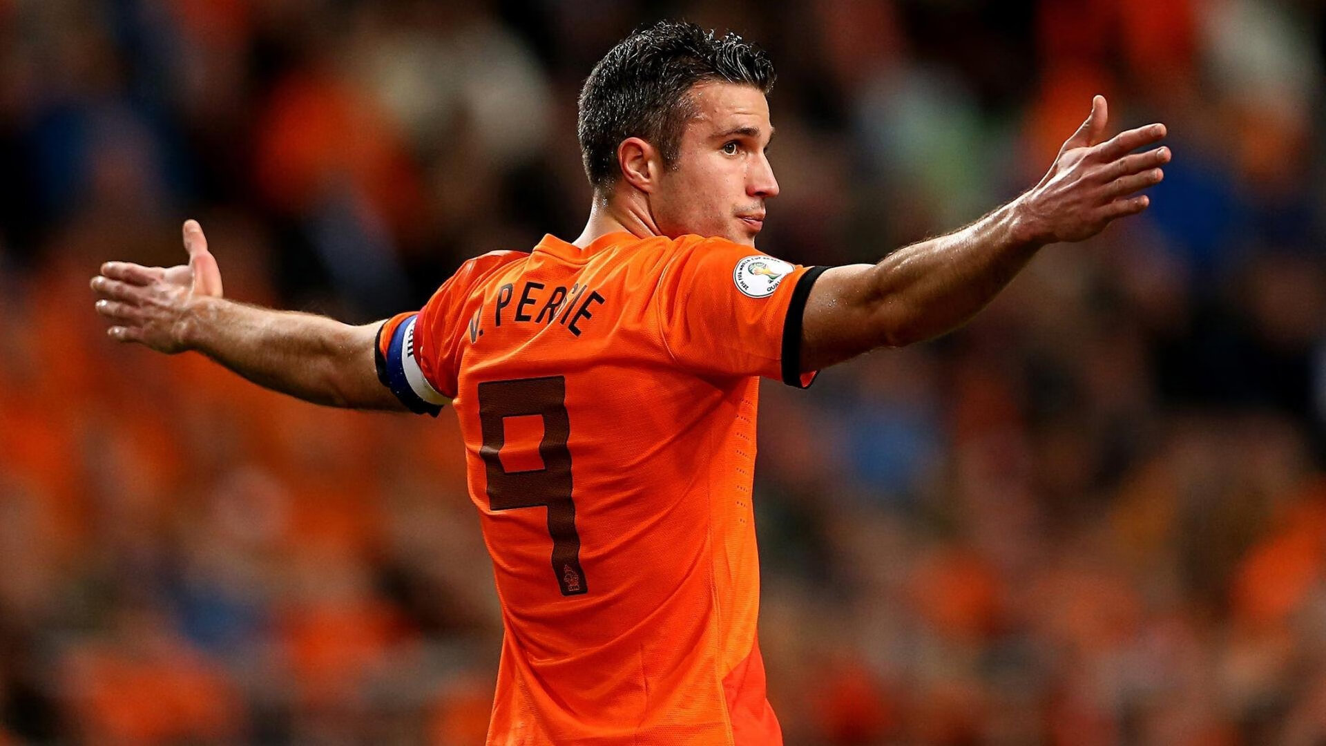 青少年足球裁判员“长跑式”培训体系持续提升判罚水平,足球比赛中裁判员的跑动要求